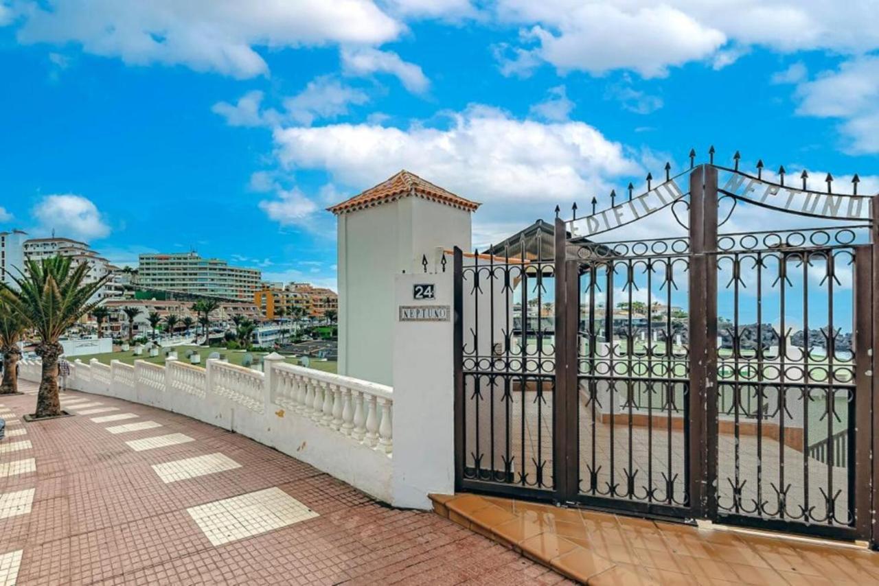Neptuno Oceanview Suite With Pool And Beach Private Access Puerto de Santiago  Exterior foto